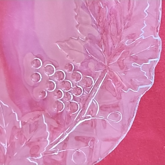 4 CLEAR PRESSED GLASS PLATES BYl CRISTAL D'ARQUES, & BRANDED BY ARCOROC  MALLORY - Picture 4 of 5
